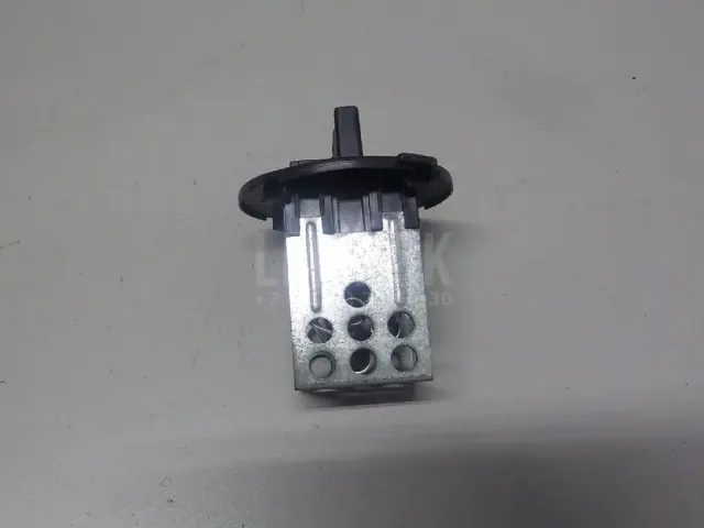 Резистор отопителя