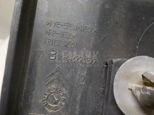 Накладка двери задней правой