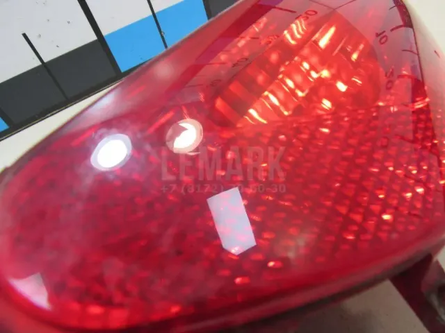 Фонарь задний в бампер правый для  Acura RDX 2006-2012