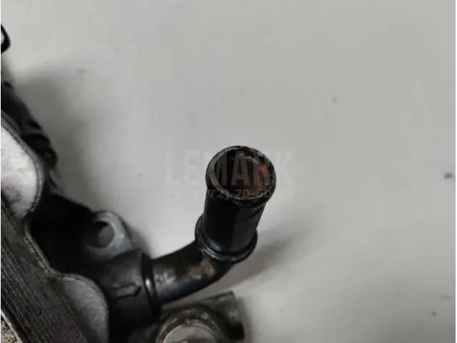 Корпус масляного фильтра для  BMW X1 F48 2014-2022