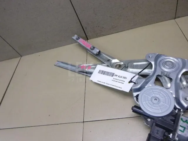 Стеклоподъемник электр. задний правый для  Chrysler Crossfire 2003-2008