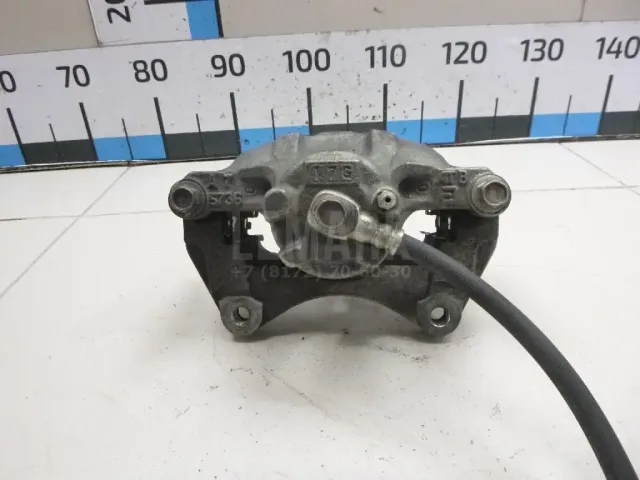 Суппорт тормозной передний правый для  Ford Focus II 2008-2011