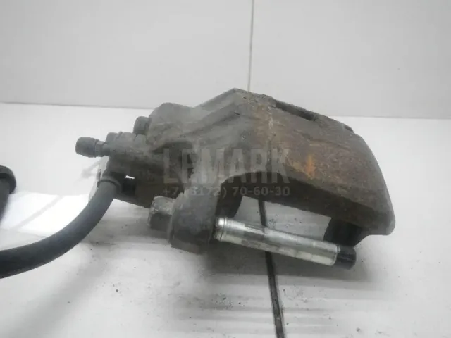Суппорт тормозной передний правый для  Ford Focus II 2008-2011