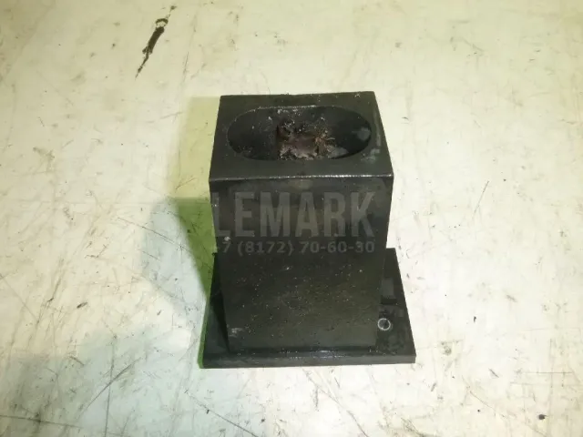 Кронштейн усилителя переднего бампера правый для  Chevrolet Spark 2005-2010
