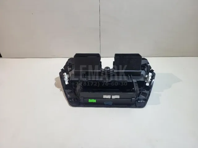 Дефлектор воздушный для  Chevrolet Tahoe IV 2014-2020