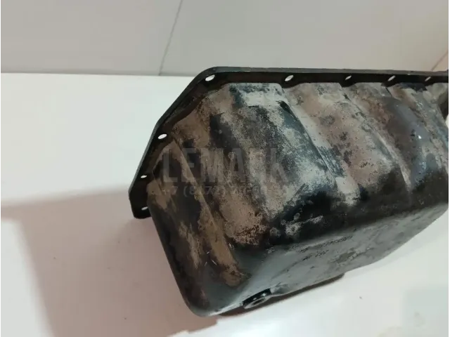Поддон масляный двигателя