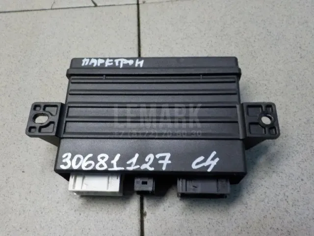 Блок управления парктроником для  Dodge Avenger 2007-2014