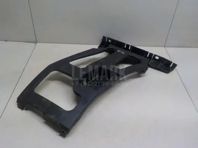 Направляющая заднего бампера правая для  Citroen C3 2002-2009