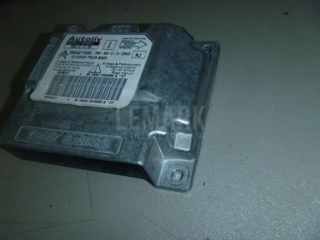 Блок управления AIR BAG для  Honda Airwave 2004-2010