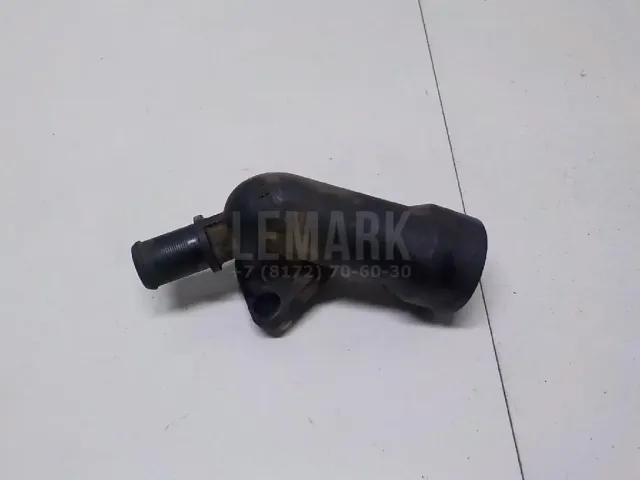 Фланец двигателя системы охлаждения