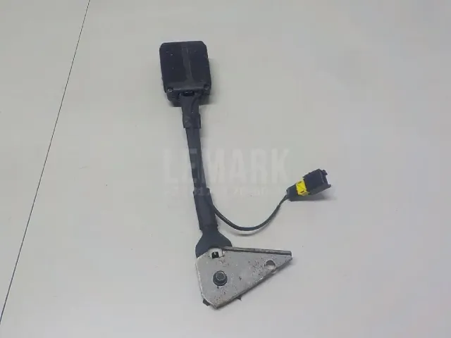 Ответная часть ремня безопасности для  BMW 2-serie F45/F46 Tourer 2015-2022