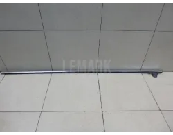 Накладка стекла переднего левого