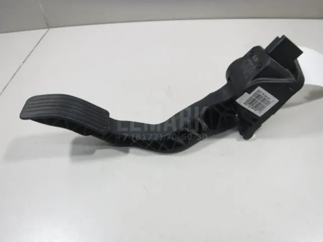 Педаль газа для  BMW 5-serie G30/G31/F90 2017-2023
