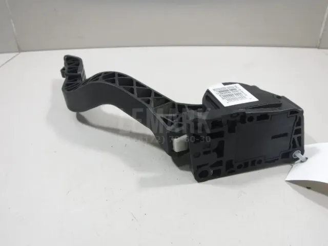Педаль газа для  BMW 5-serie G30/G31/F90 2017-2023