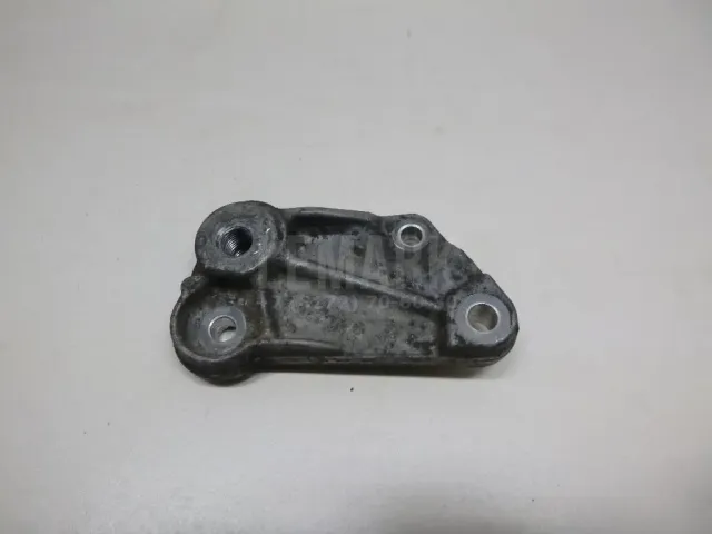 Кронштейн опоры КПП для  Chevrolet Captiva (C100) 2006-2010