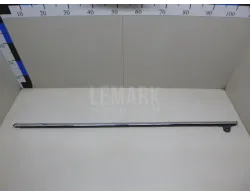 Накладка стекла переднего левого