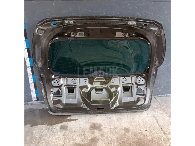 Дверь багажника со стеклом для  Citroen C5 2001-2004