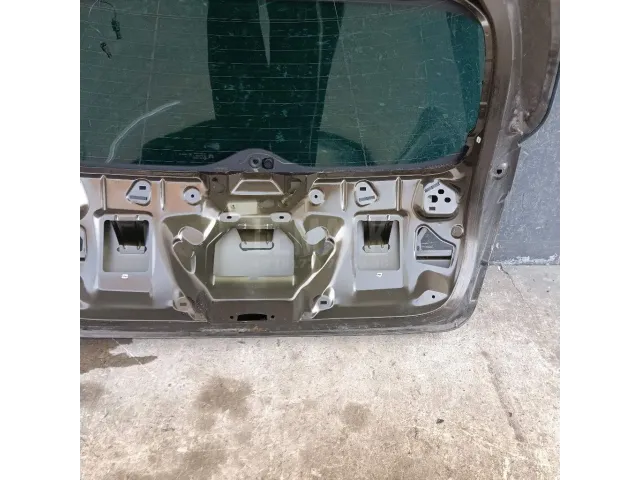 Дверь багажника со стеклом для  Citroen C5 2001-2004