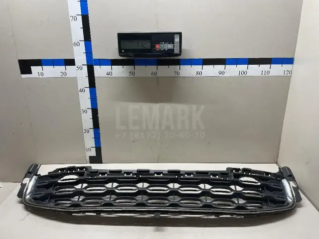 Решетка в бампер центральная для  Changan UNI-V 2022