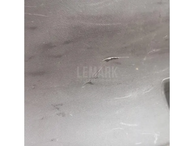 Обшивка двери багажника