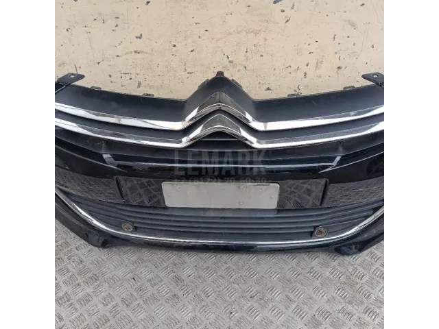 Бампер передний для  Cadillac CTS 2008-2014