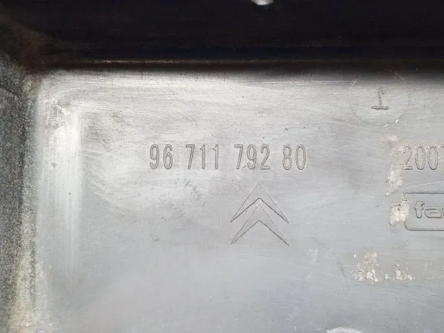 Кронштейн заднего бампера для  Fiat Stilo 2002-2010