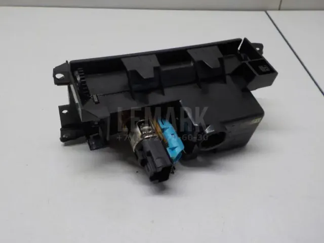 Пепельница передняя для  BMW X7 G07 2018