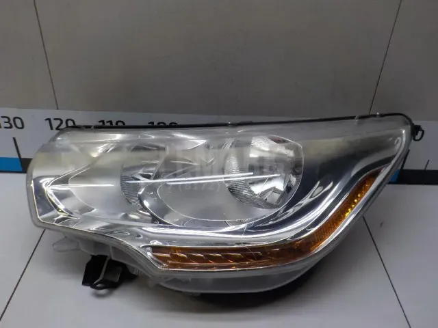 Фара левая для  Citroen C2 2003-2008