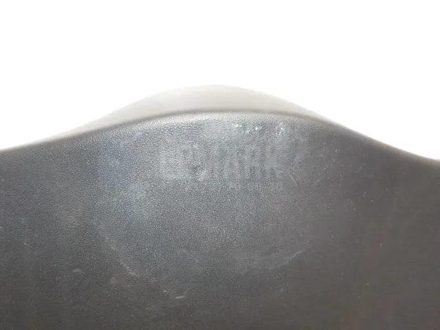 Обшивка двери багажника