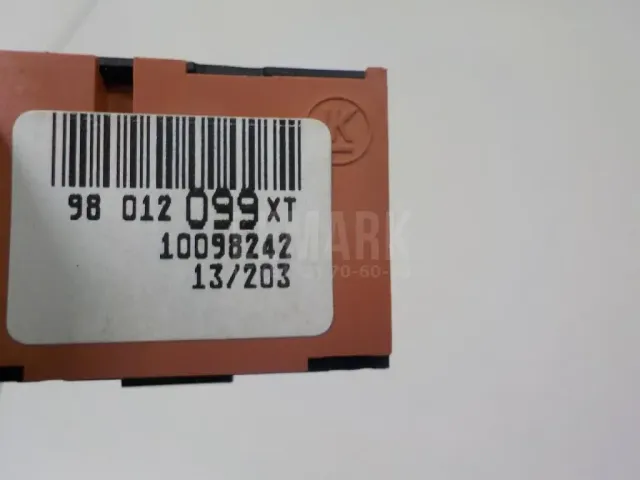 Кнопка обогрева переднего стекла для  Ford Fiesta 2001-2008