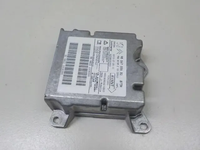 Блок управления AIR BAG для  Daihatsu Charade 0-1993