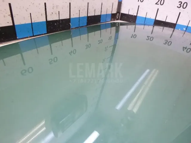 Стекло двери задней правой