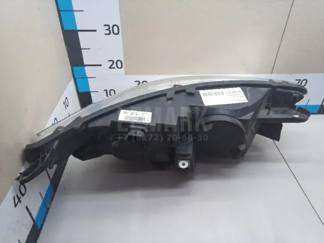Фара левая для  Citroen C-Crosser 2008-2013