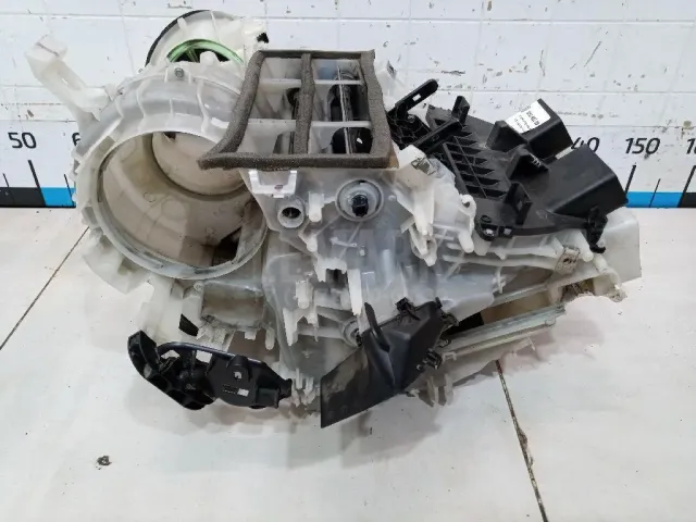 Корпус отопителя для  BMW 5-serie F10/F11 2009-2016