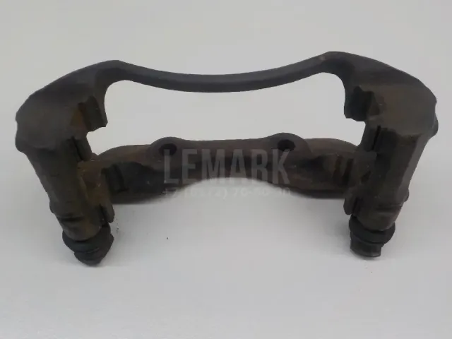 Скоба суппорта переднего правого для  Ford Fusion 2002-2012
