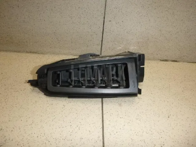 Дефлектор воздушный для  Chrysler 300C 2004-2010