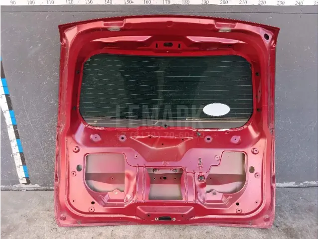 Дверь багажника со стеклом для  BMW X1 E84 2009-2015