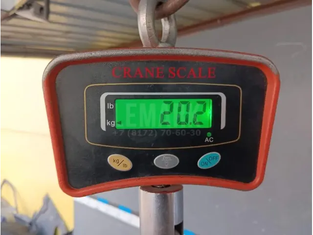 Стекло двери багажника