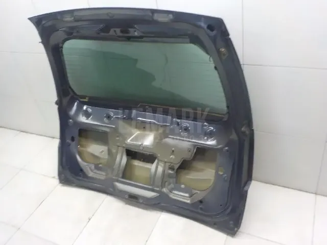Дверь багажника со стеклом для  Citroen C3 2009-2016