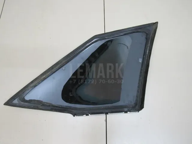 Стекло кузовное глухое левое для  Ford Kuga 2008-2012
