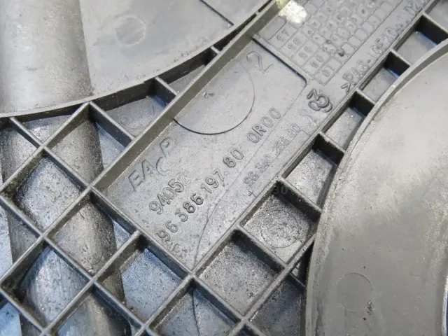 Кожух ремня ГРМ для  ERF EC10 1995-2004