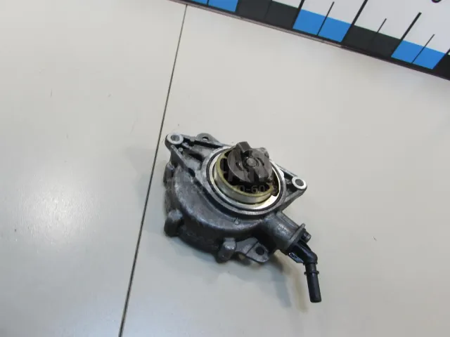 Насос вакуумный для  BMW 2-serie F22/F23/F87 2013-2020