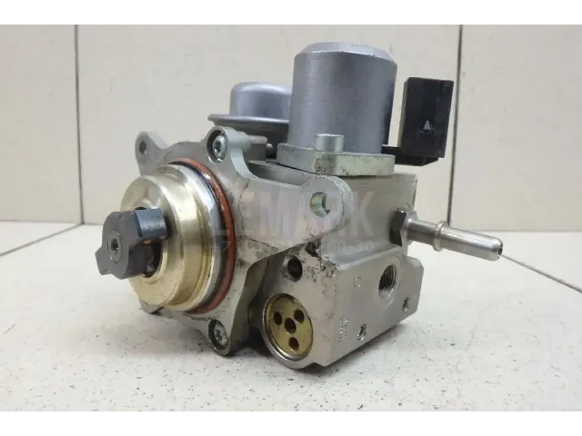 Насос (ТНВД) бензиновый для  BMW 2-serie F22/F23/F87 2013-2020