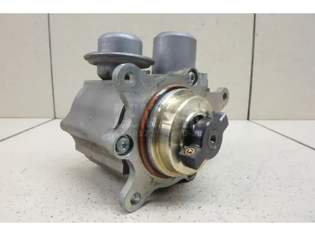 Насос (ТНВД) бензиновый для  BMW 2-serie F22/F23/F87 2013-2020