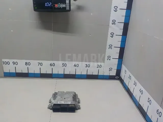 Блок управления двигателем