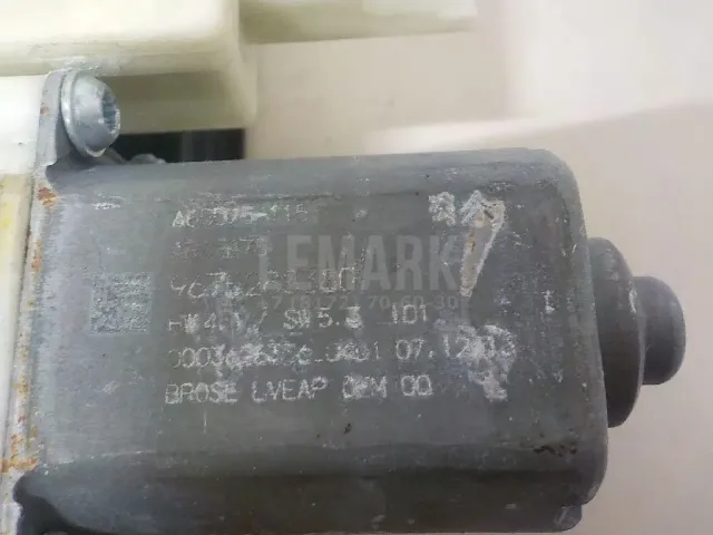 Стеклоподъемник электр. задний левый