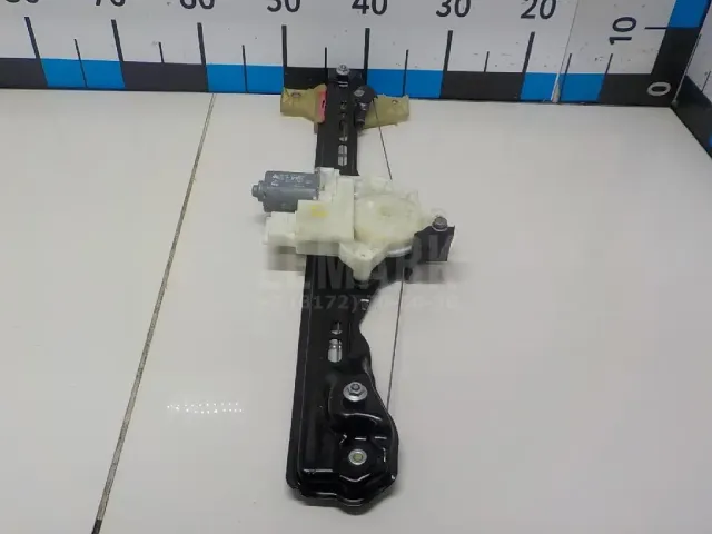 Стеклоподъемник электр. задний левый