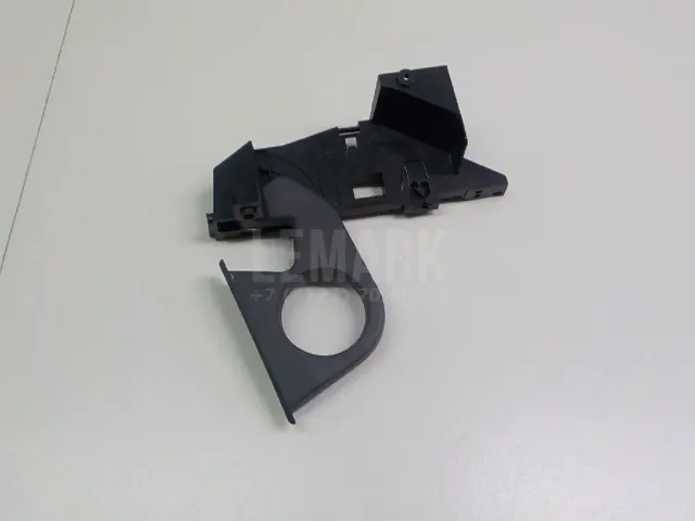 Подстаканник для  BMW 5-serie E60/E61 2003-2009
