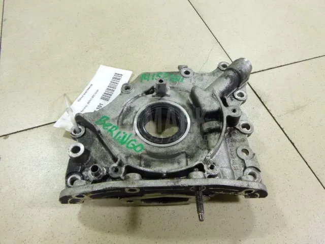 Насос масляный для  CASE SV300 2012