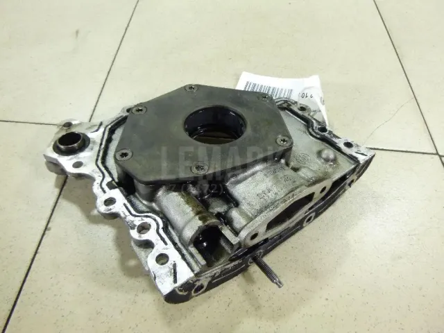 Насос масляный для  CASE SV300 2012